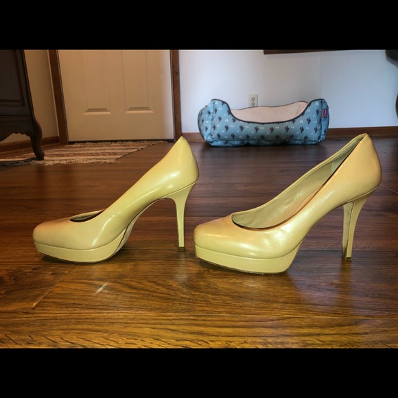 Antonio Melani Heels - Picture 2 of 4